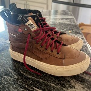 Vans High Tops Sneakers size women’s 7 or men’s 5.5